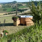 Respiro Glamping Private Retreat With Hot Tub Σπίτι διακοπών Τσεζένα