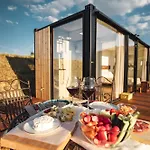 Σπίτι διακοπών Respiro Glamping Private Retreat With Hot Tub