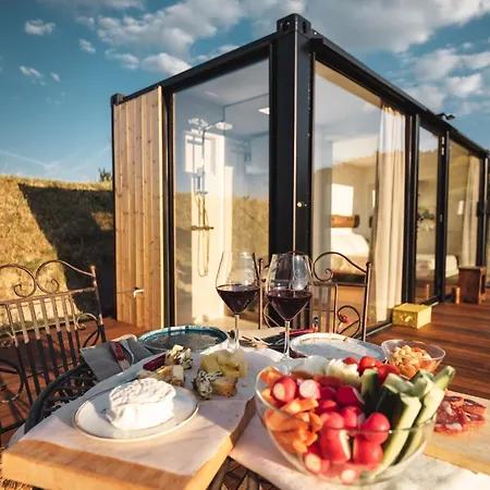 بيت للعطل Respiro Glamping Private Retreat With Hot Tub