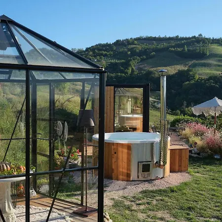 Respiro Glamping Private Retreat With Hot Tub