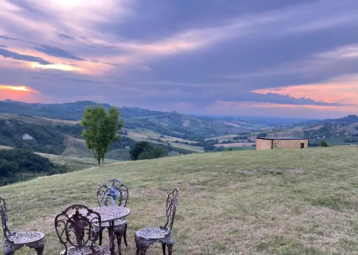 Respiro Glamping Private Retreat With Hot Tub 度假居