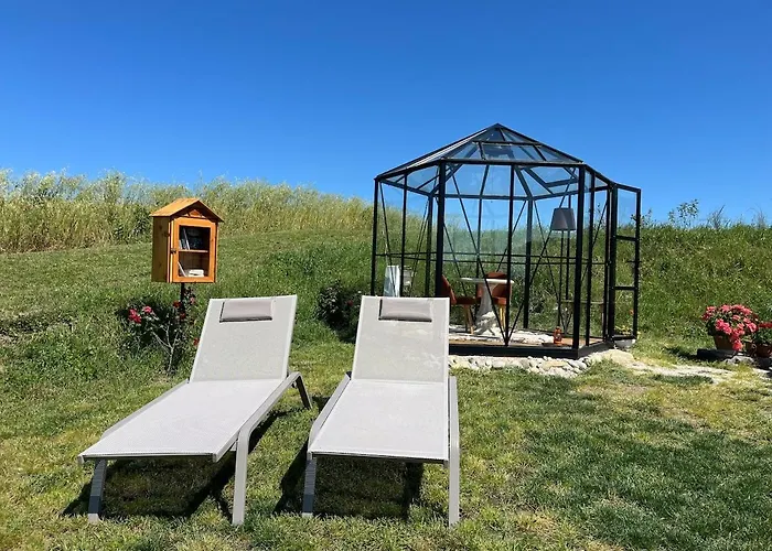 Respiro Glamping Private Retreat With Hot Tub * 切塞纳