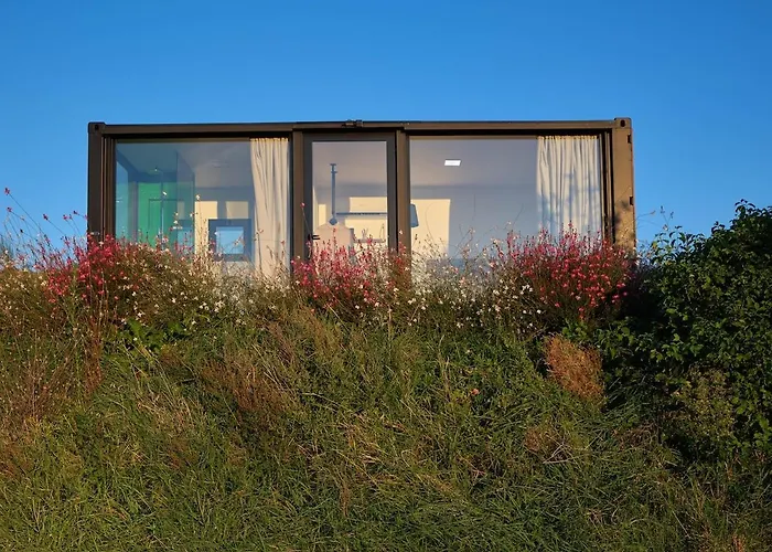 Respiro Glamping Private Retreat With Hot Tub