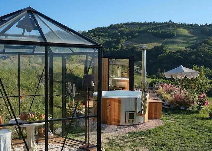 Respiro Glamping Private Retreat With Hot Tub