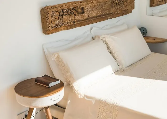 Respiro Glamping Private Retreat With Hot Tub