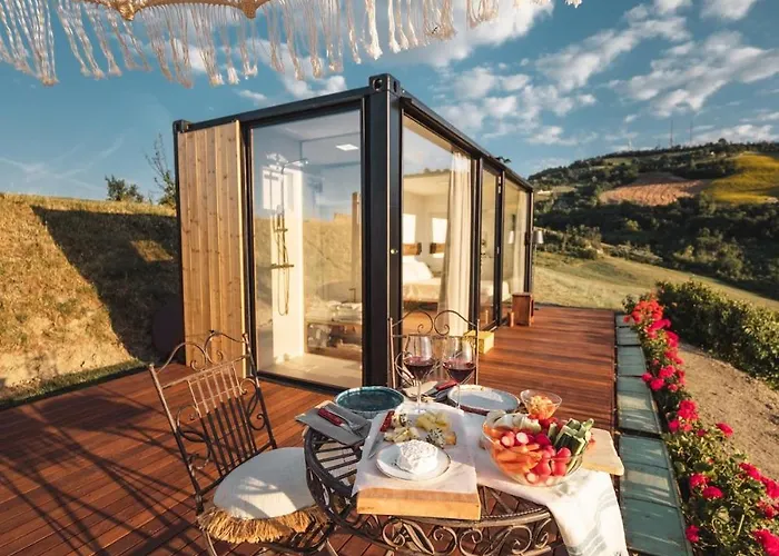 Respiro Glamping Private Retreat With Hot Tub 切塞纳